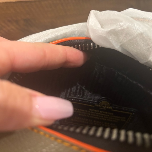 Kurt Geiger Tan Crossbody Bag with Colorful Lining - Picture 9 of 14